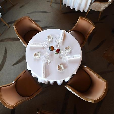 Logis Hotel Restaurant Au Boeuf Rouge Niederschaeffolsheim Exteriér fotografie